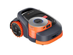 Segway Navimow H215 with VisionFence, LiDAR Mapping, 1500 m2 Cutting Area, 7.65 Ah Battery
